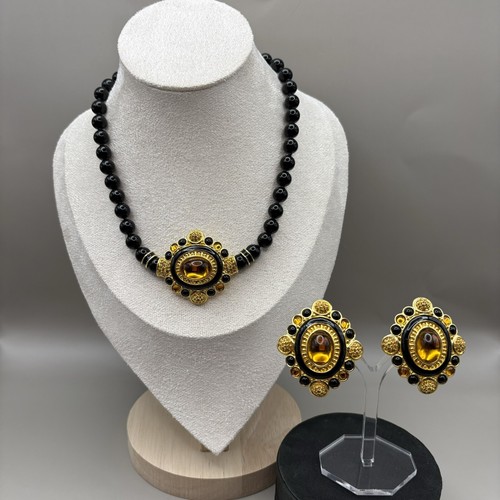 Raro set orecchini - , collana
